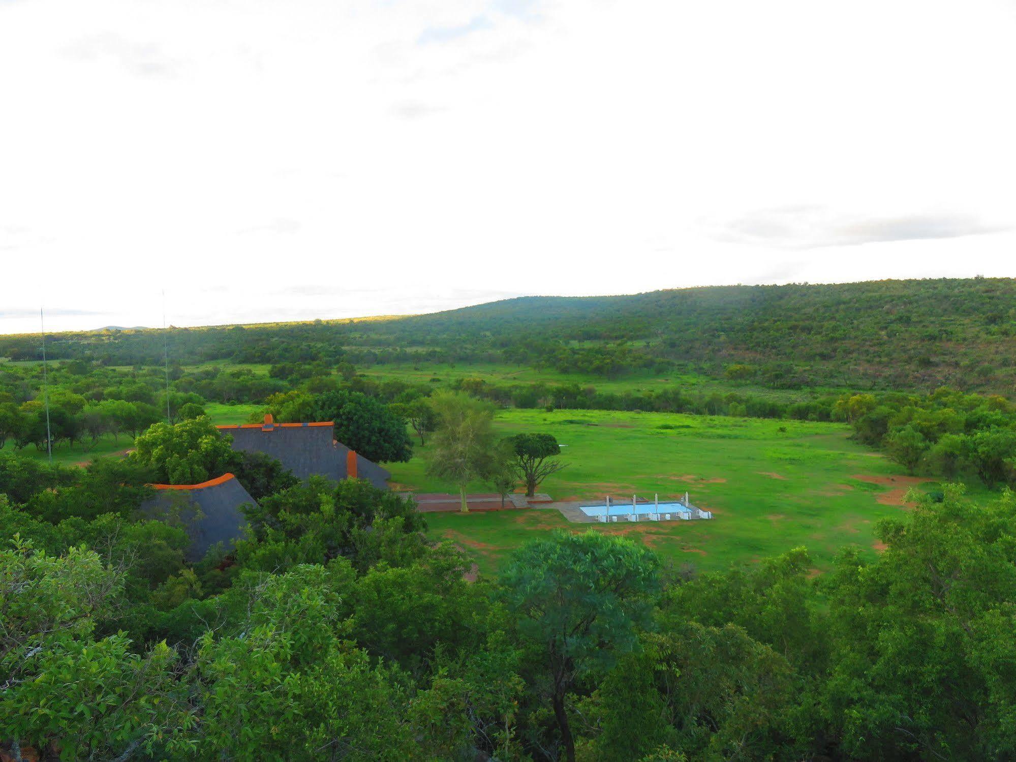 Zebras Crossing Private Game Lodge Modimolle Luaran gambar